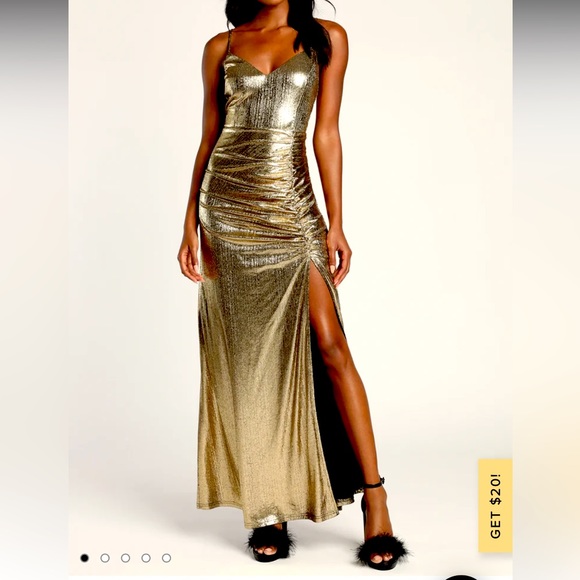 Lulus gold ruched shiny dress. Xs brand new with tags - Picture 1 of 2